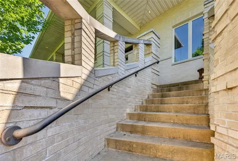 $1,600,000 | 15 Summerhill Lane, Town and Country, MO 63017
