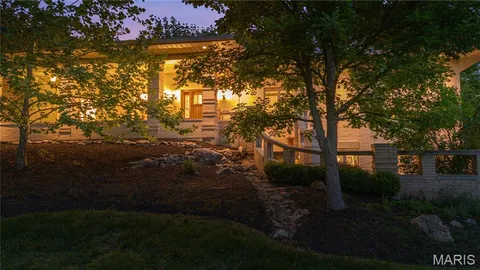 $1,600,000 | 15 Summerhill Lane, Town and Country, MO 63017
