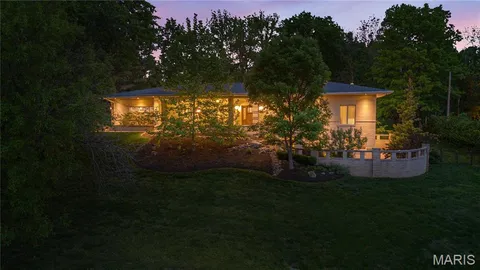 $1,600,000 | 15 Summerhill Lane, Town and Country, MO 63017