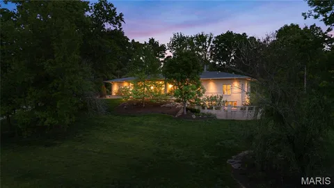 $1,600,000 | 15 Summerhill Lane, Town and Country, MO 63017