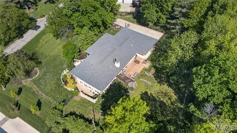 $1,600,000 | 15 Summerhill Lane, Town and Country, MO 63017