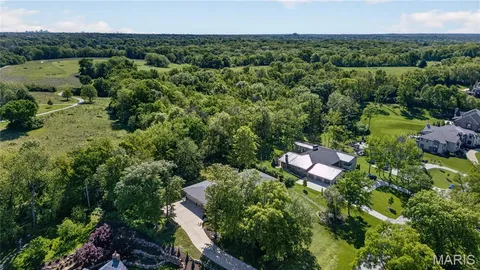 $1,600,000 | 15 Summerhill Lane, Town and Country, MO 63017