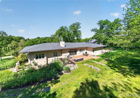 $1,600,000 | 15 Summerhill Lane, Town and Country, MO 63017