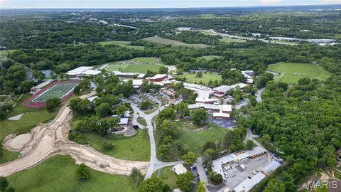 $1,600,000 | 15 Summerhill Lane, Town and Country, MO 63017