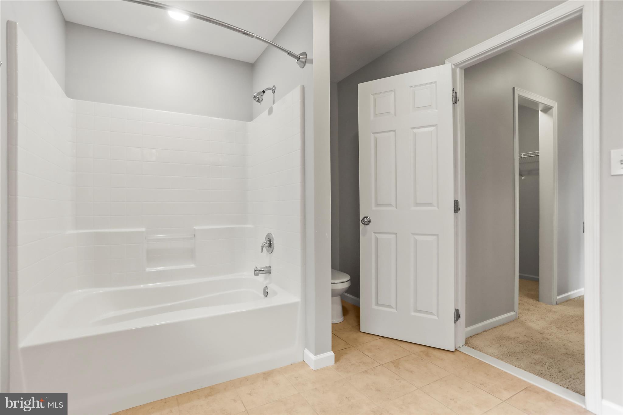 26 South 3rd Street New Freedom, PA 17349 - Photo 39 of 64 a bathroom with a bathtub