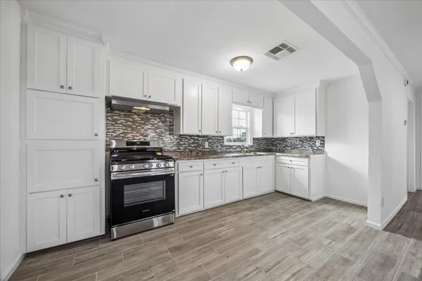 $1,725 | 609 Avenue M, South Houston, TX 77587