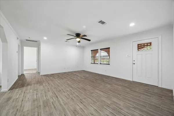 $1,725 | 609 Avenue M, South Houston, TX 77587