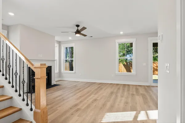 $489,000 | 220 Creek Pointe Drive, Moncks Corner, SC 29461