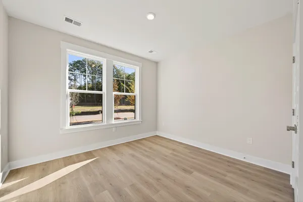 $489,000 | 220 Creek Pointe Drive, Moncks Corner, SC 29461