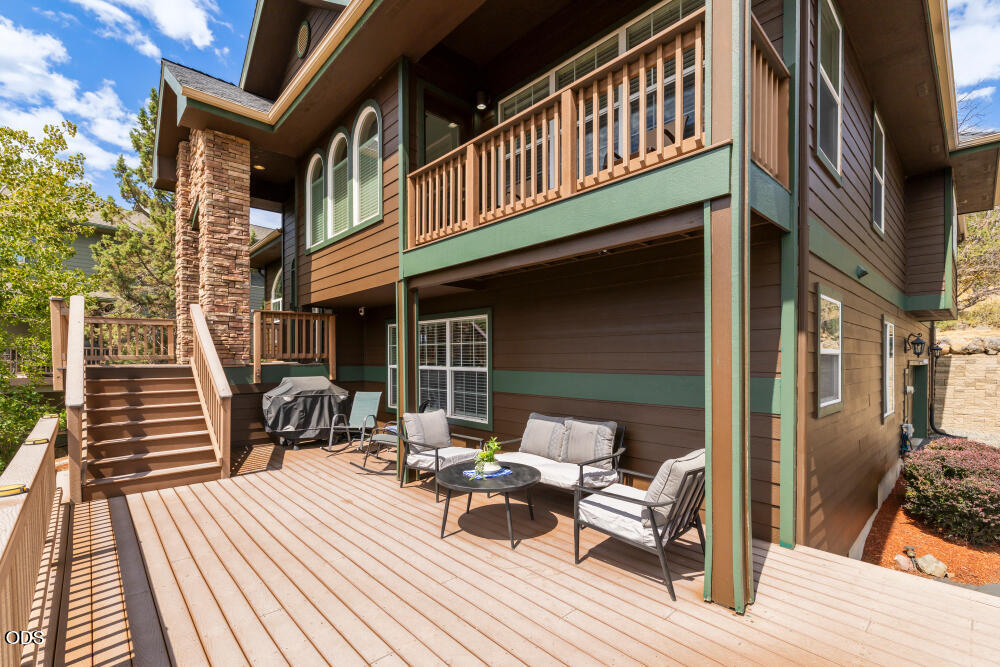 9629 Kestrel Road Klamath Falls, OR 97601 - Photo 6 of 73