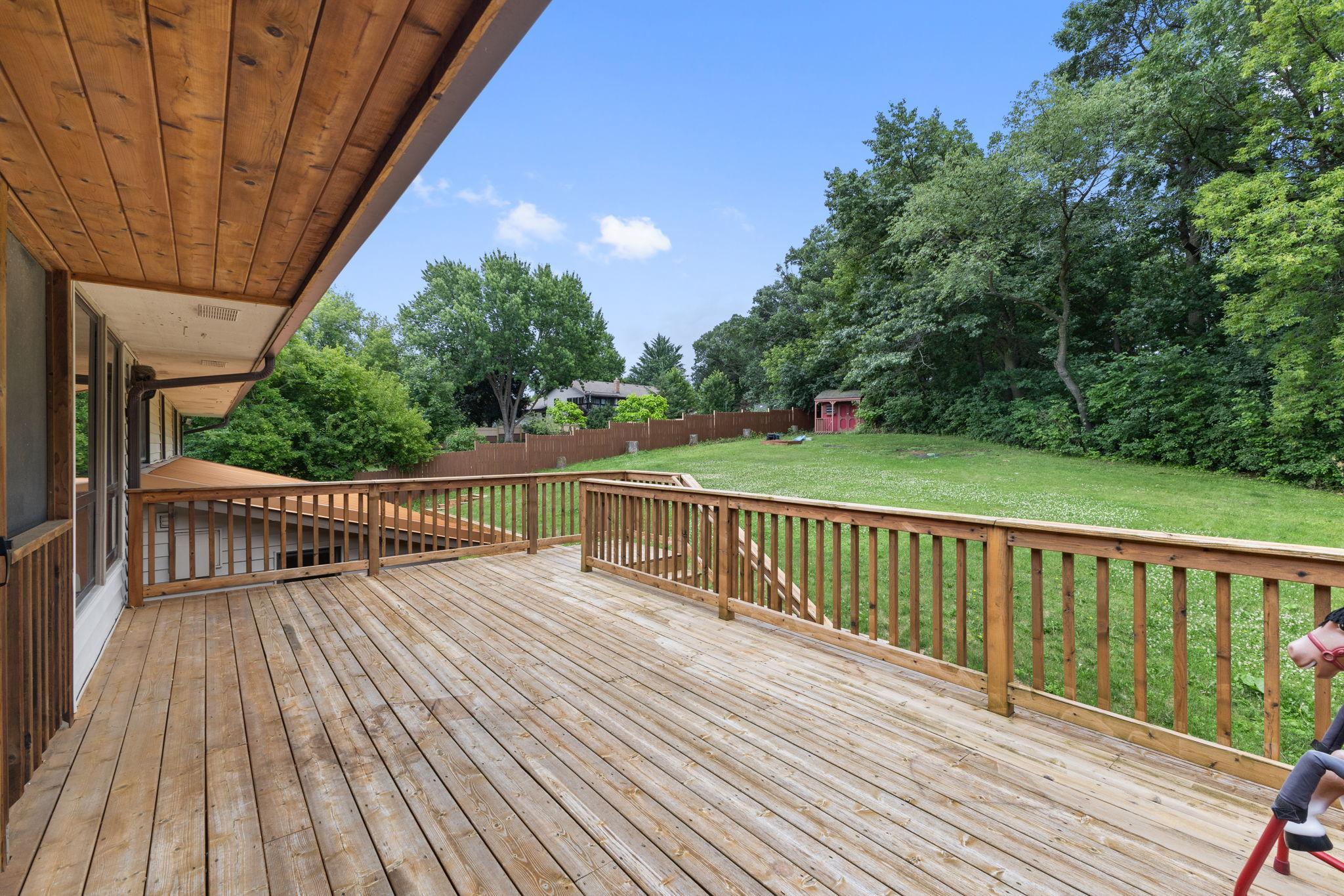 1306 Berry Ridge Road Eagan, MN 55123 - Photo 41 of 61