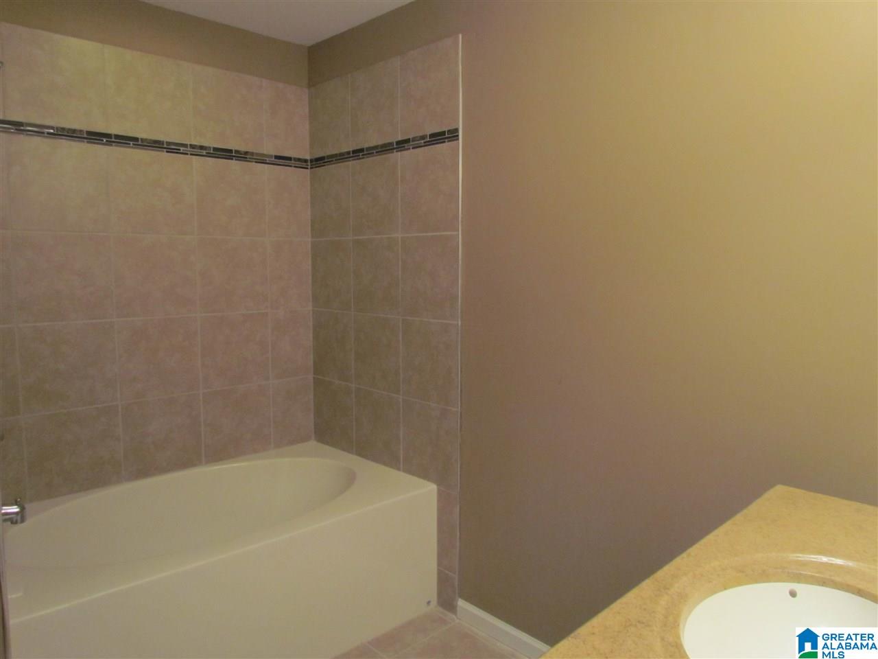 1738 Brewster Road Birmingham, AL 35235 - Photo 12 of 19