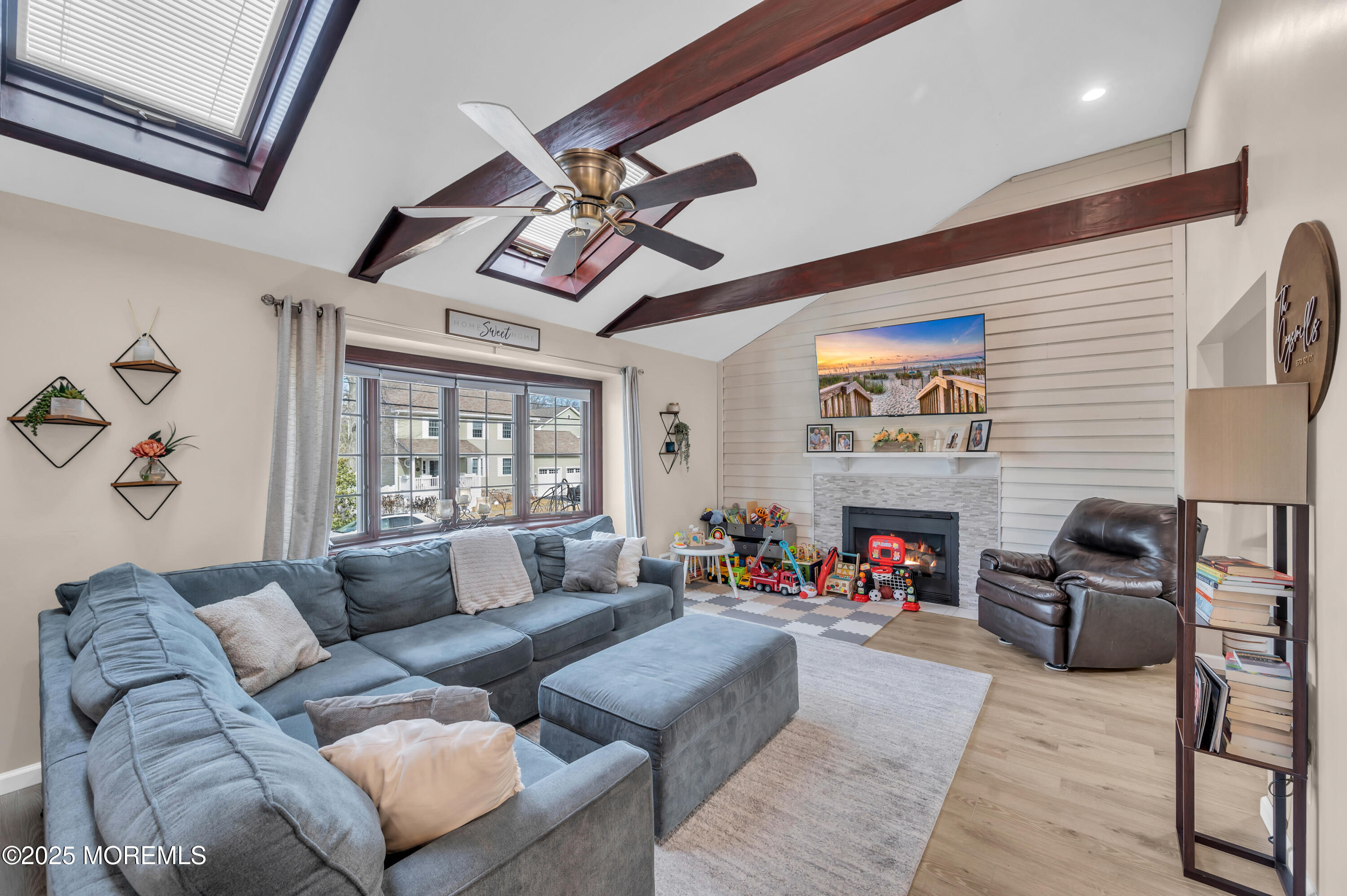 61 Venice Drive Brick, NJ 08723 - Photo 11 of 28 Living 1