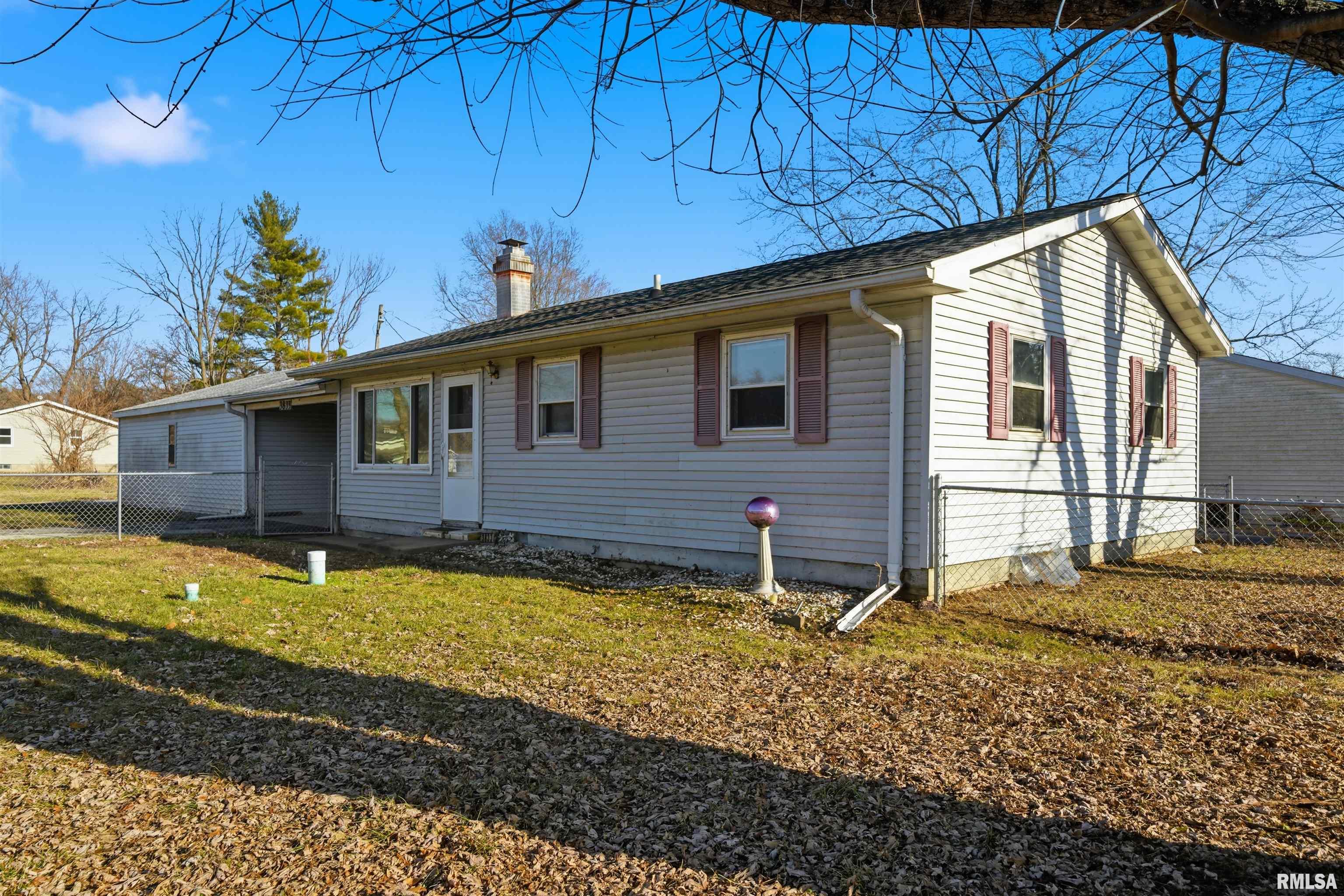 3833 Norwood Road Manito, IL 61546 - Photo 2 of 21