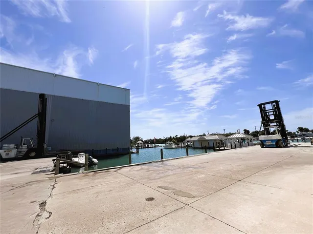 $32,000 | 100 Circuit Road, Unit S9, Nokomis, FL 34275