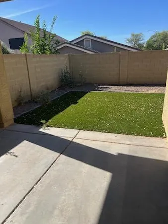 $1,995 | 10335 West Robin Lane, Peoria, AZ 85383