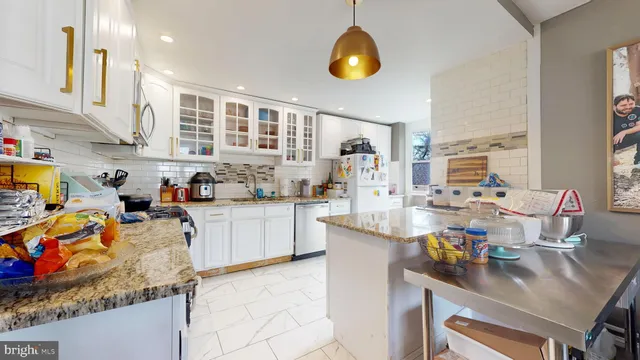 $2,999 | 204 Haddon Avenue, Collingswood, NJ 08108