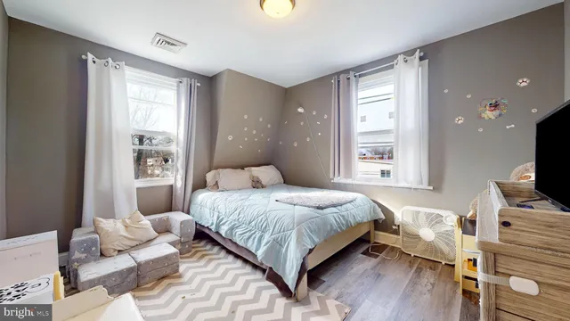 $2,999 | 204 Haddon Avenue, Collingswood, NJ 08108