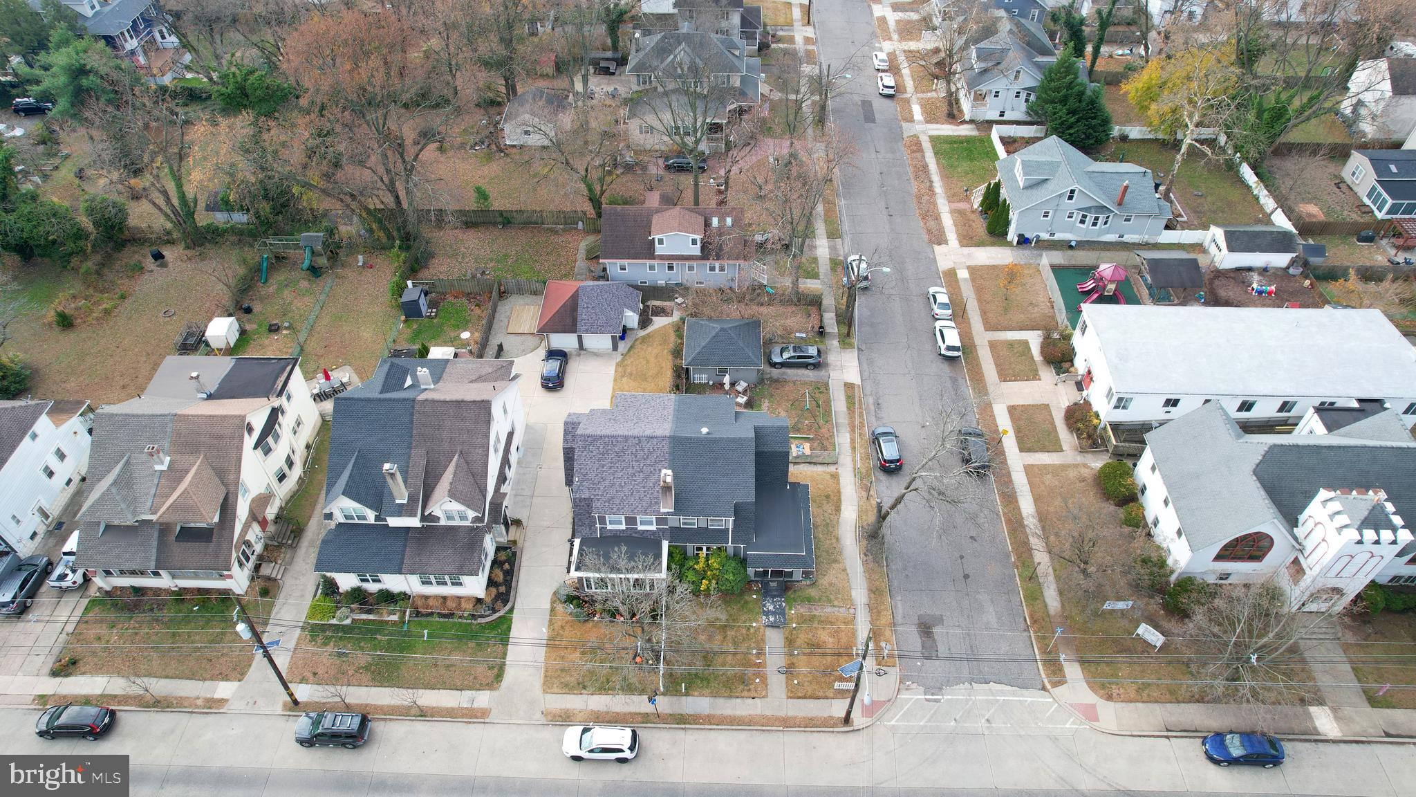204 Haddon Avenue Collingswood, NJ 08108 - Photo 32 of 34 an aerial view of residential houses with outdoor space