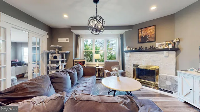 $2,999 | 204 Haddon Avenue, Collingswood, NJ 08108