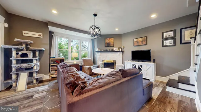 $2,999 | 204 Haddon Avenue, Collingswood, NJ 08108