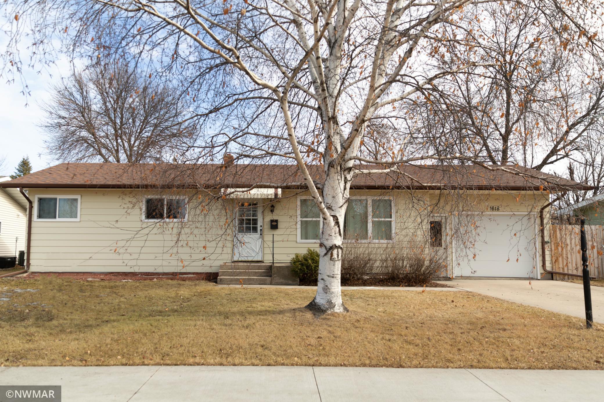 1618 Radisson Road Crookston, MN 56716 - Photo 1 of 1 Gallery Image 1