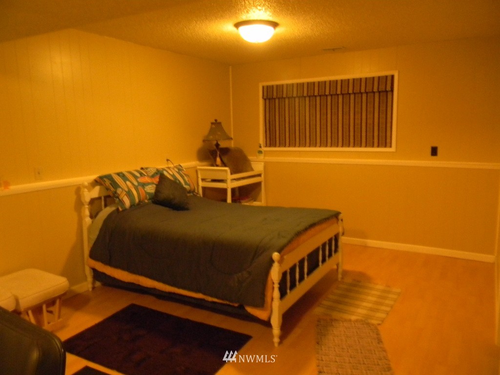 23702 48th Avenue Southeast Bothell, WA 98021 - Photo 9 of 10 Gallery Image 9