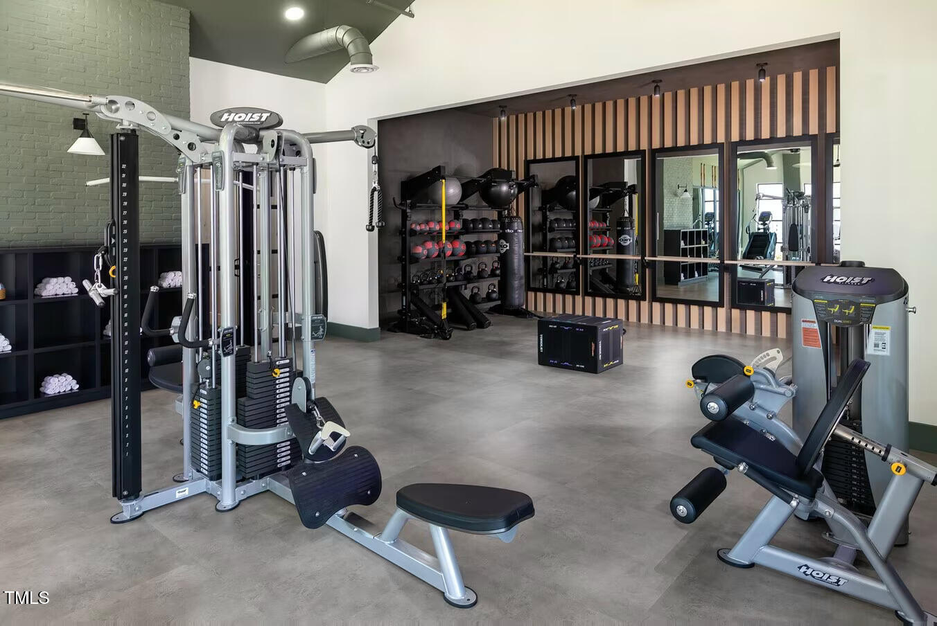 821 Hanbury Way, Unit A1 1 Raleigh, NC 27607 - Photo 24 of 43 a room with gym equipment