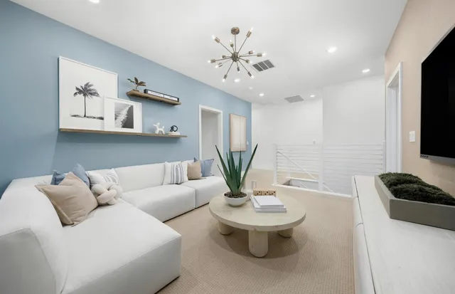 $970,317 | 373 East Beatrice Avenue, Mountain House, CA 95391