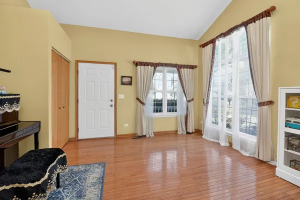 $405,000 | 2710 Telluride Court, Plainfield, IL 60586