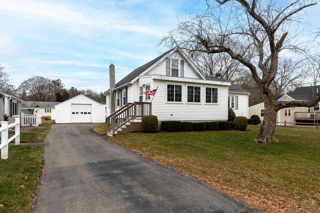 26 Orchard Street Raynham, MA 02767 - Photo 3 of 40