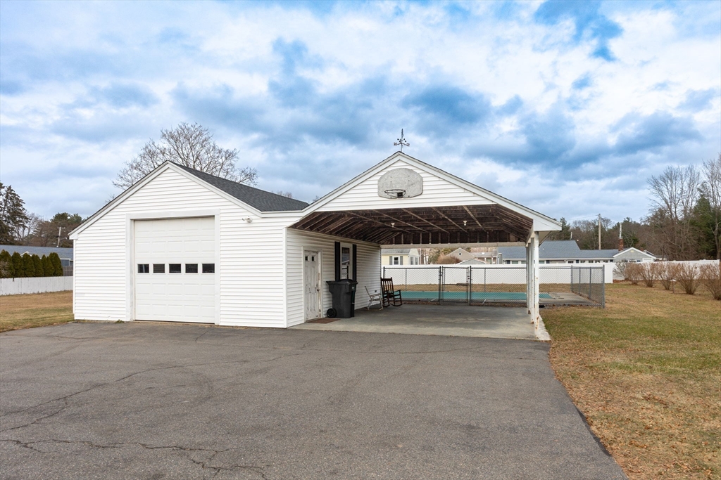 26 Orchard Street Raynham, MA 02767 - Photo 7 of 40