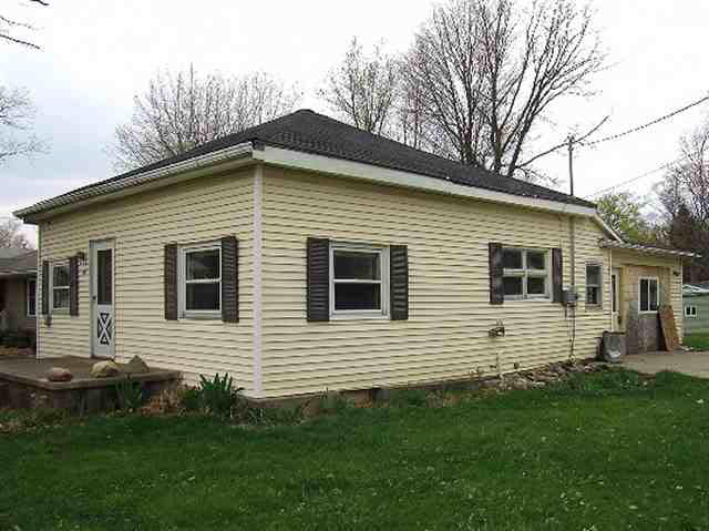 307 Spring Street Fremont, IN 46737 - Photo 4 of 4