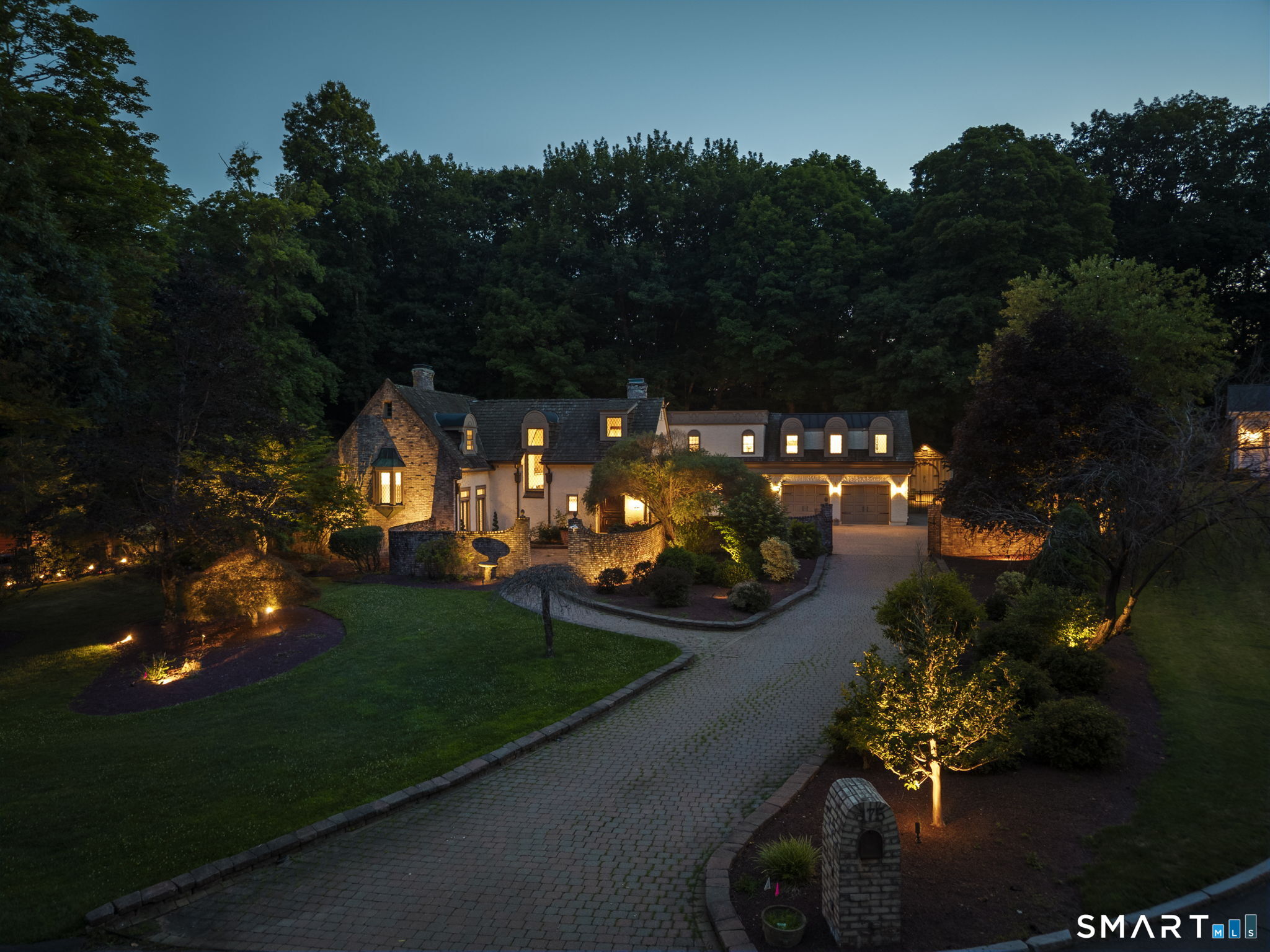 175 Orchard Road West Hartford, CT 06117 - Photo 1 of 40