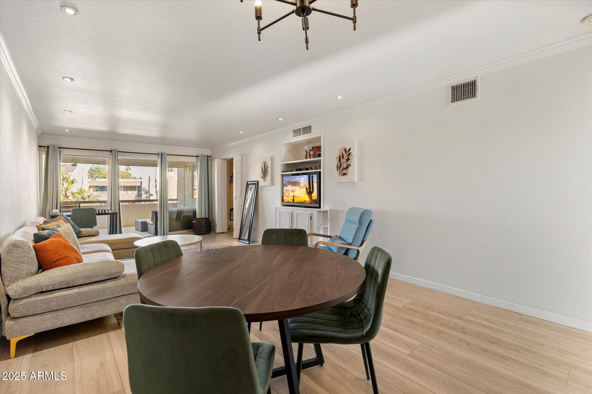 7625 East Camelback Road, Unit B435 Scottsdale, AZ 85251 - Photo 4 of 20 Dining