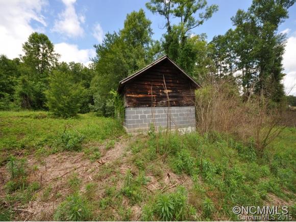 800 Harper Road Hendersonville, NC 28792 - Photo 9 of 16