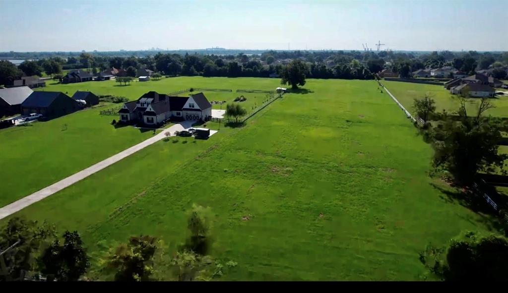 17 Rivet Boulevard Westwego, LA 70094 - Photo 2 of 5