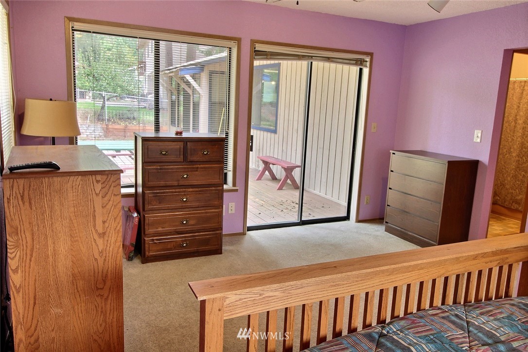 15812 Southeast 143rd Street Renton, WA 98059 - Photo 16 of 31 Gallery Image 16