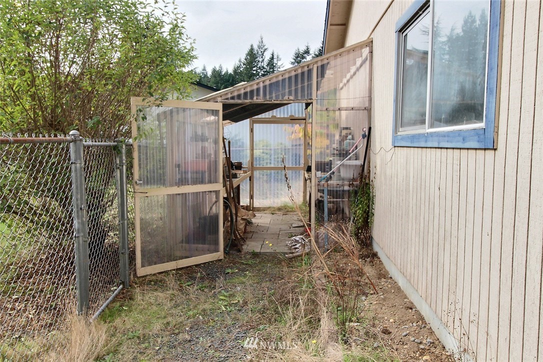 15812 Southeast 143rd Street Renton, WA 98059 - Photo 25 of 31 Gallery Image 25