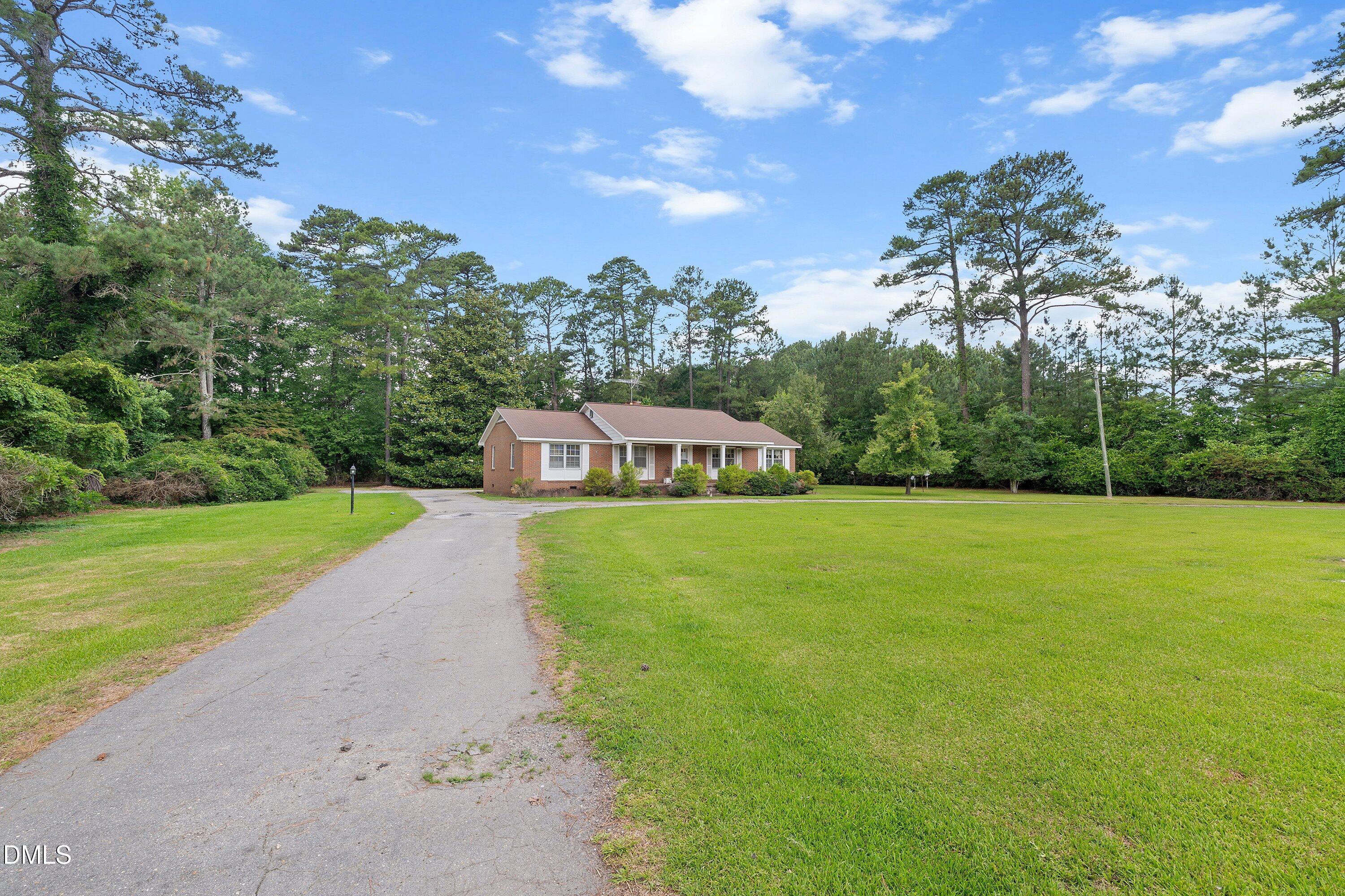 647 Mallard Road Smithfield, NC 27577 - Photo 2 of 33 Street View
