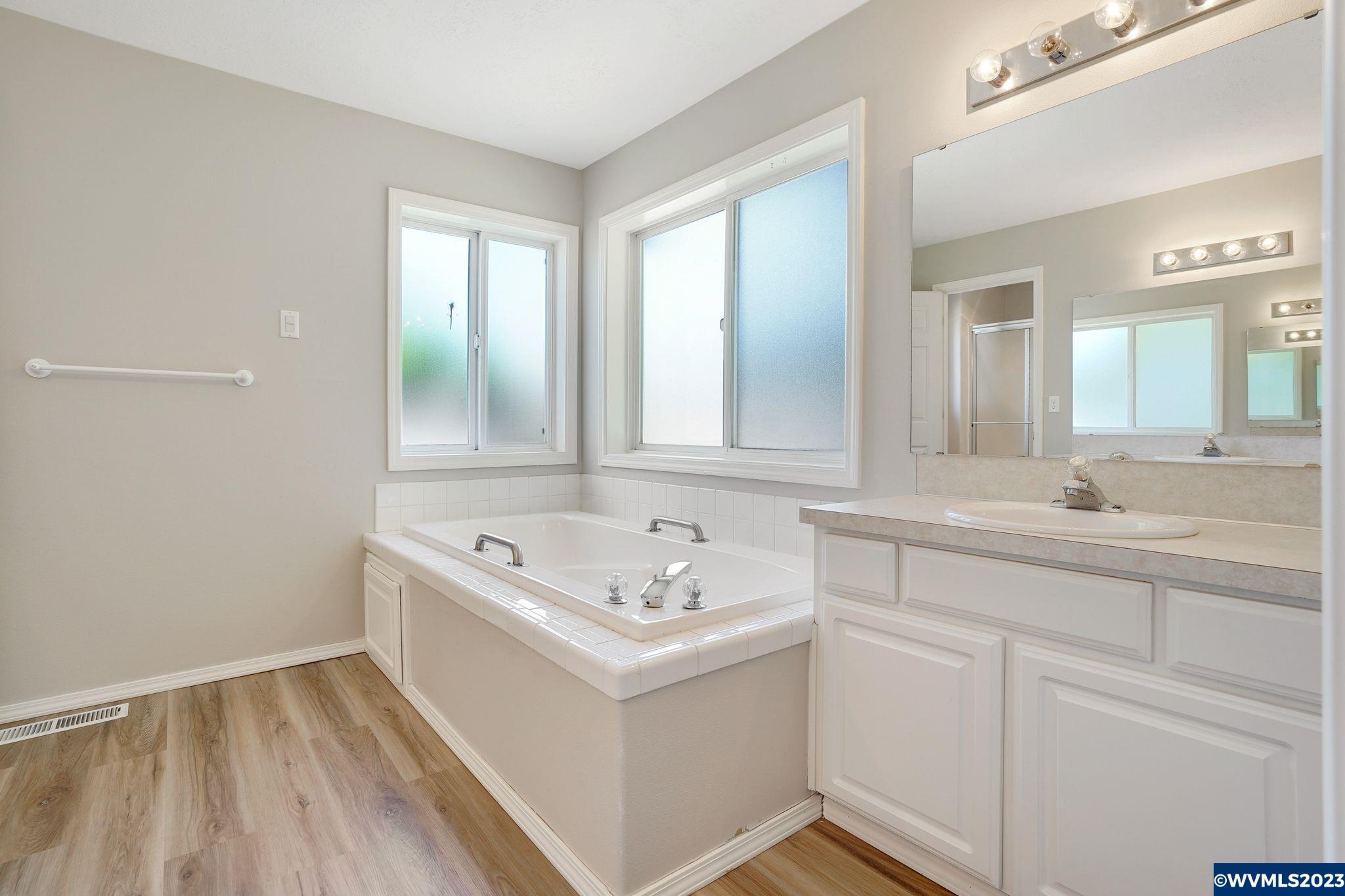 1187 Keystone Loop Northeast Keizer, OR 97303 - Photo 31 of 42