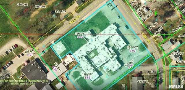 $690,000 | 400 Plum Street, Carmi, IL 62821