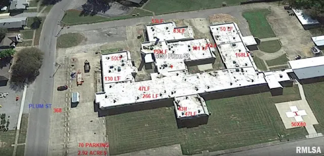 $690,000 | 400 Plum Street, Carmi, IL 62821