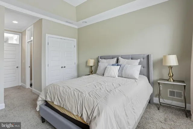 $3,000 | 143 North Kenwood Avenue, Baltimore, MD 21224