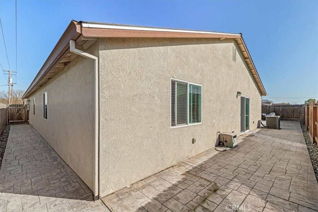 784 Taryn Court Merced, CA 95341 - Photo 31 of 39 a view of a house with backyard