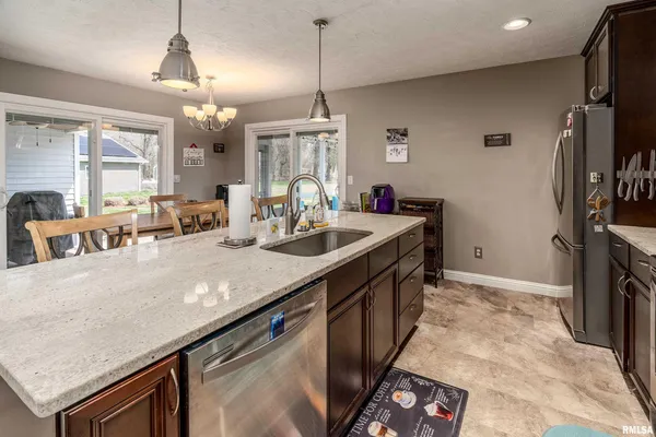 $359,900 | 206 Excalibur Drive, Carterville, IL 62918