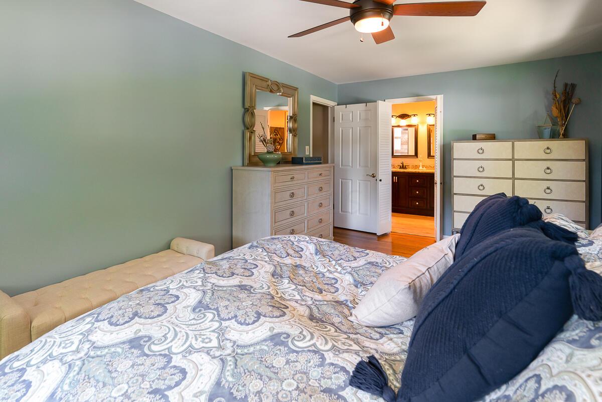 5905 Litchfield Road Columbus, OH 43235 - Photo 24 of 39 Plenty of space - wood floors