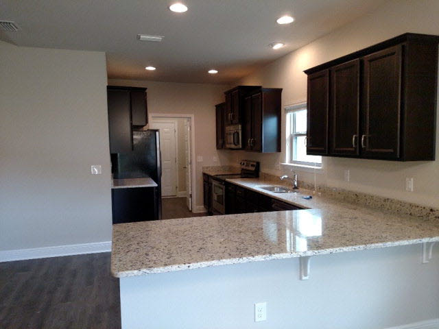 1721 Arcadia Drive Foley, AL 36535 - Photo 38 of 45 Kitchen
