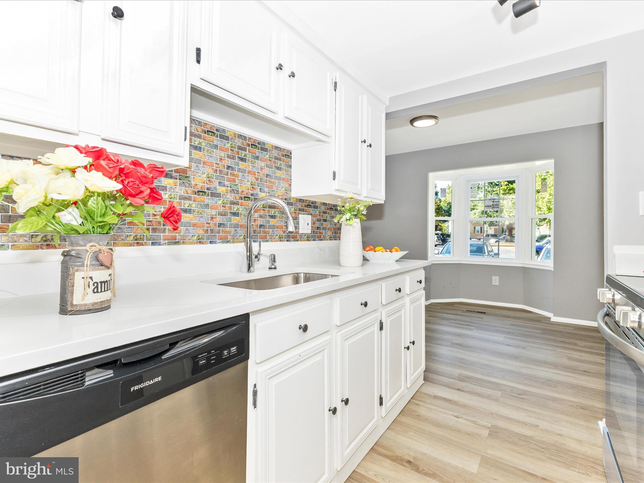 1804 Aberdeen Circle Crofton, MD 21114 - Photo 11 of 46 Kitchen