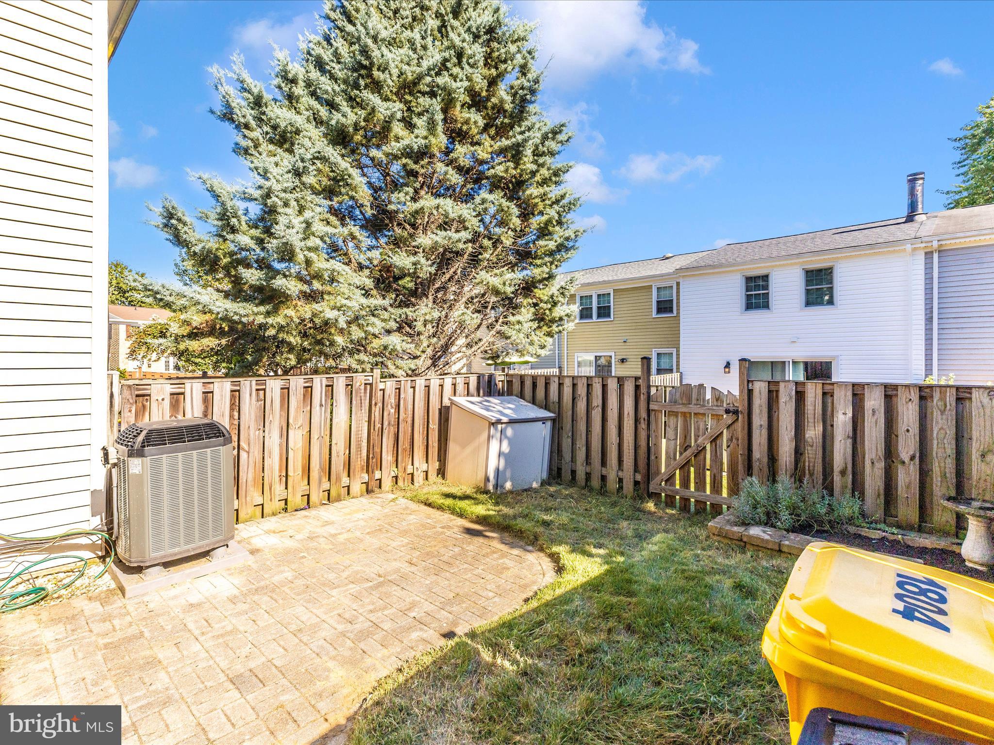 1804 Aberdeen Circle Crofton, MD 21114 - Photo 38 of 46 Exterior Back